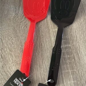 Disney Red and Black Minnie Mouse Spatula Set